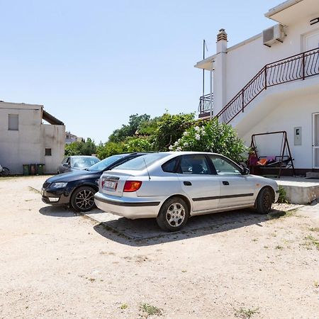 Apartments With A Parking Space Pirovac, Sibenik - 13263 Exterior photo