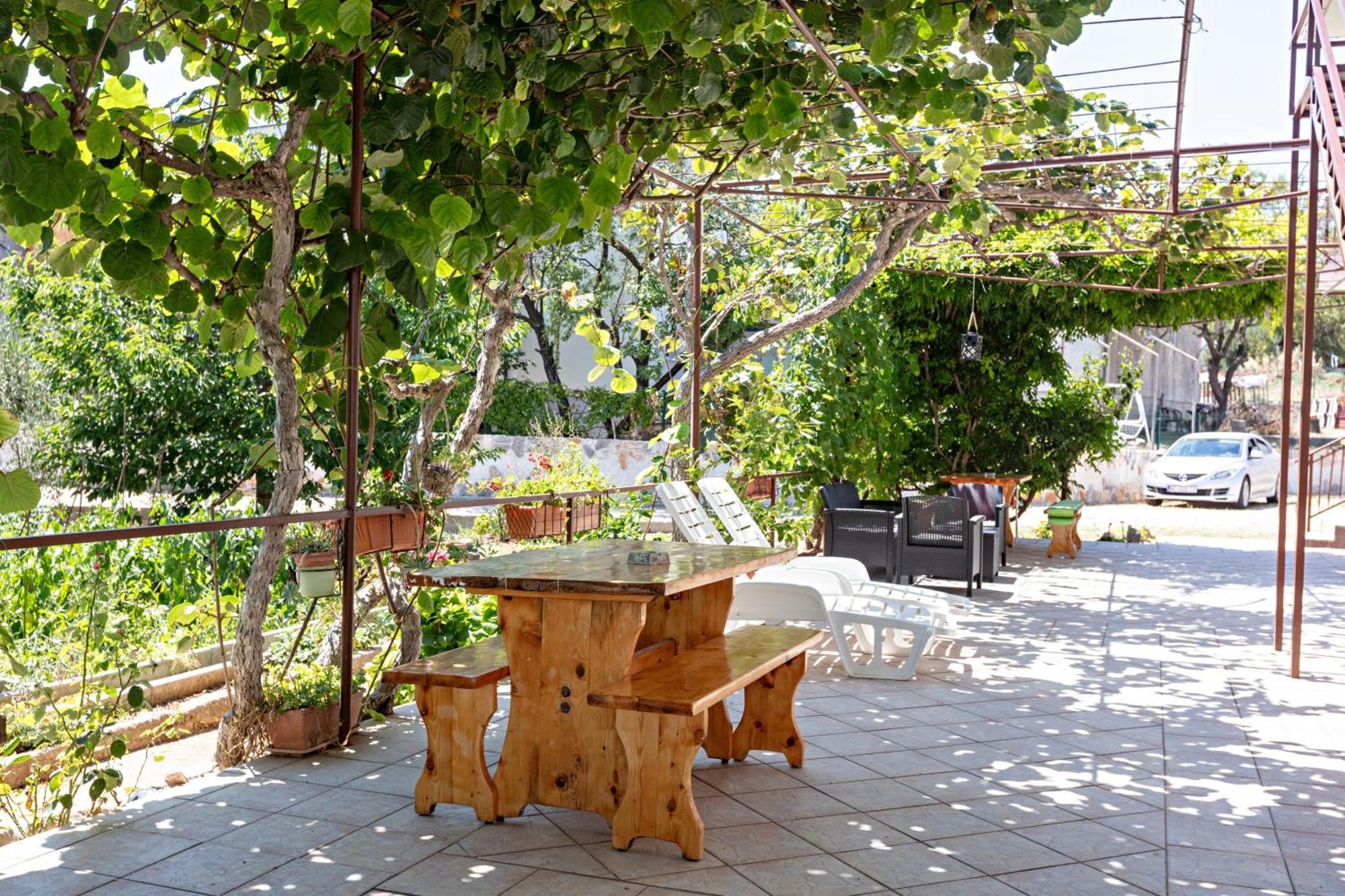 Apartments With A Parking Space Pirovac, Sibenik - 13263 Exterior photo