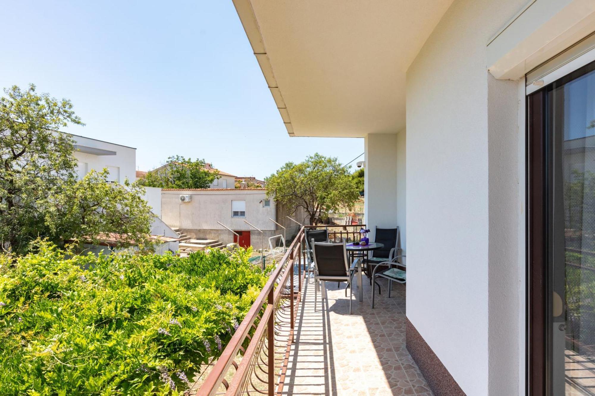 Apartments With A Parking Space Pirovac, Sibenik - 13263 Exterior photo